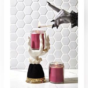 B&BW Halloween witch hand candle holder